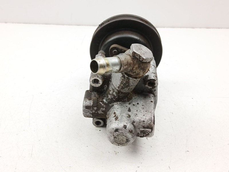 Recambio de bomba direccion para nissan trade caja/chasis 2.8 d referencia OEM IAM 7681955174  