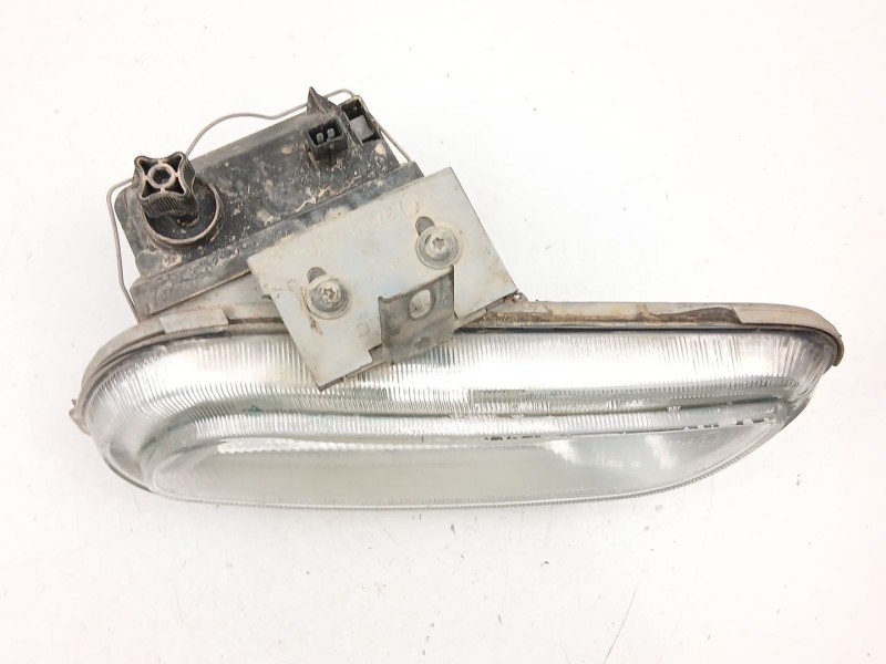 Recambio de antiniebla izquierdo para peugeot 406 (8b) 1.9 td referencia OEM IAM 6204N3  