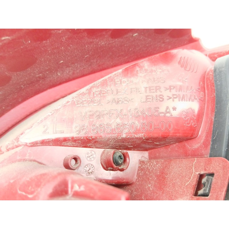 Recambio de piloto trasero izquierdo para peugeot 207/207+ (wa_, wc_) 1.6 16v vti referencia OEM IAM 9686566080  