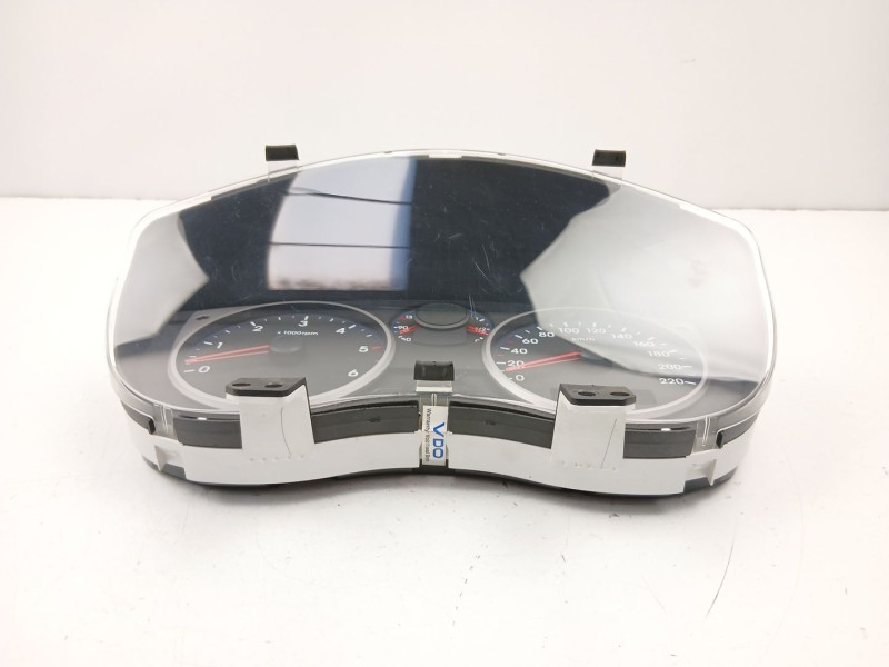 Recambio de cuadro instrumentos para hyundai i20 i (pb, pbt) 1.1 crdi referencia OEM IAM 940131J621  