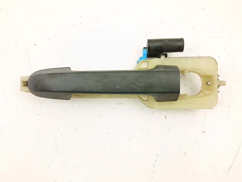 Recambio de manilla delantera izquierda para hyundai i20 i (pb, pbt) 1.1 crdi referencia OEM IAM 826551J000  