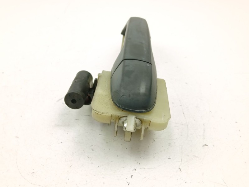 Recambio de manilla delantera derecha para hyundai i20 i (pb, pbt) 1.1 crdi referencia OEM IAM 826651J000  