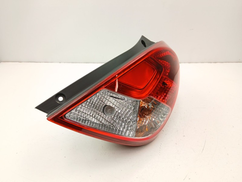 Recambio de piloto trasero derecho para hyundai i20 i (pb, pbt) 1.1 crdi referencia OEM IAM 924024P500  