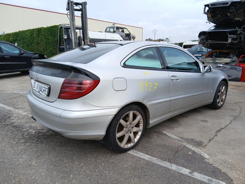 mercedes-benz clase c (w203) del año 2005