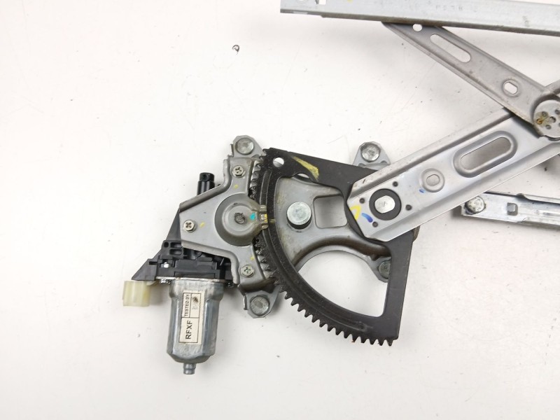 Recambio de elevalunas delantero derecho para hyundai i20 i (pb, pbt) 1.1 crdi referencia OEM IAM 988201J100  