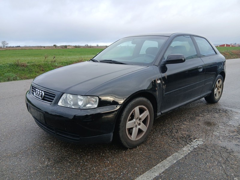 audi a3 (8l1) del año 2001