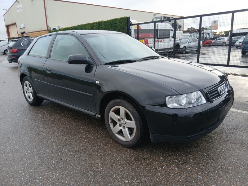 audi a3 (8l1) del año 2001