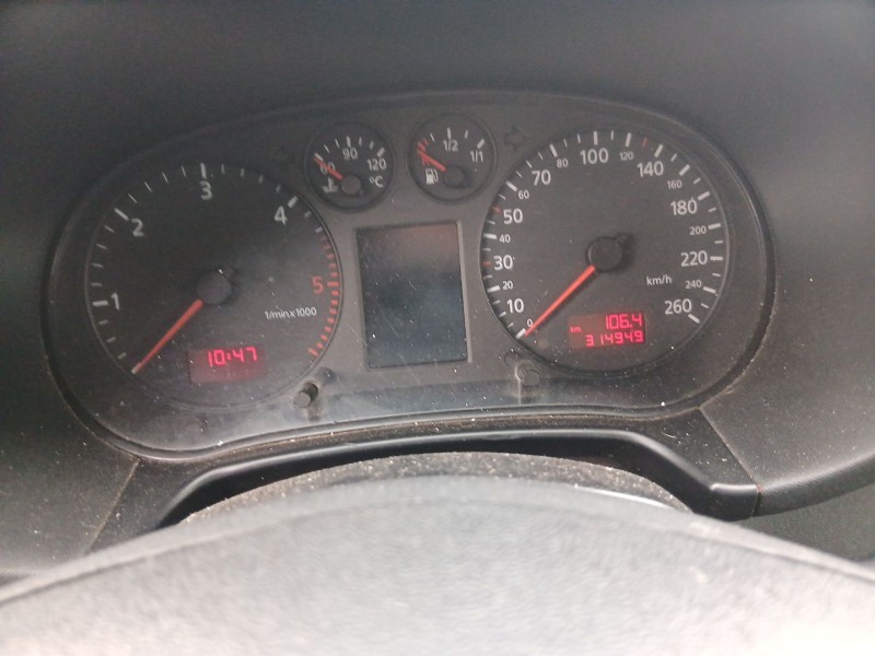 audi a3 (8l1) del año 2001
