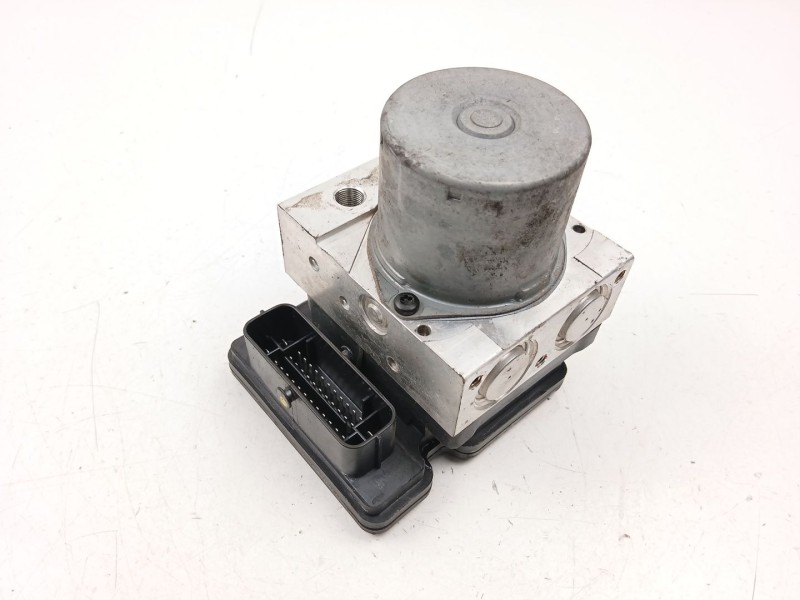 Recambio de abs para hyundai i20 i (pb, pbt) 1.1 crdi referencia OEM IAM 6158945200  