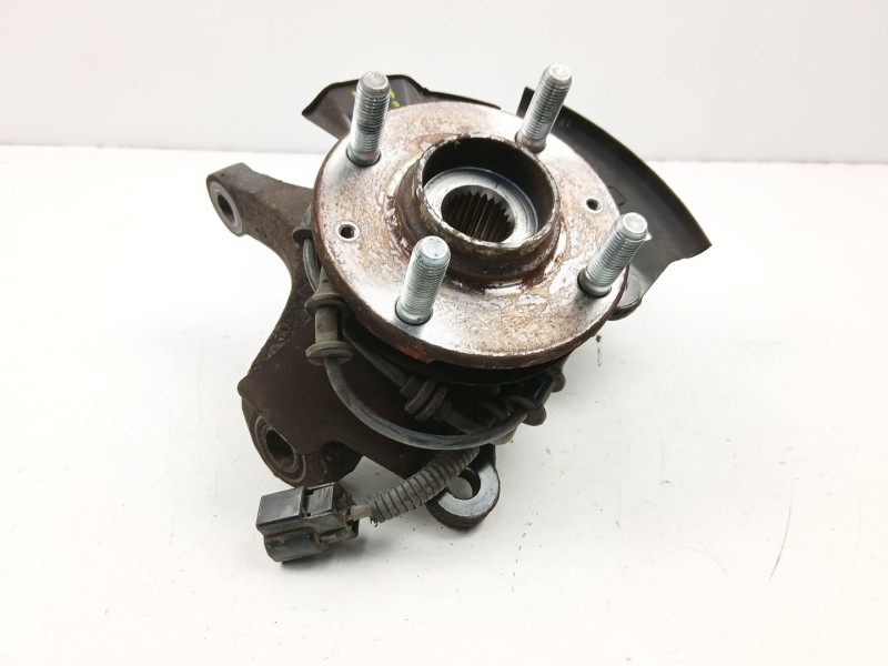 Recambio de mangueta delantera derecha para hyundai i20 i (pb, pbt) 1.1 crdi referencia OEM IAM 517161J600  