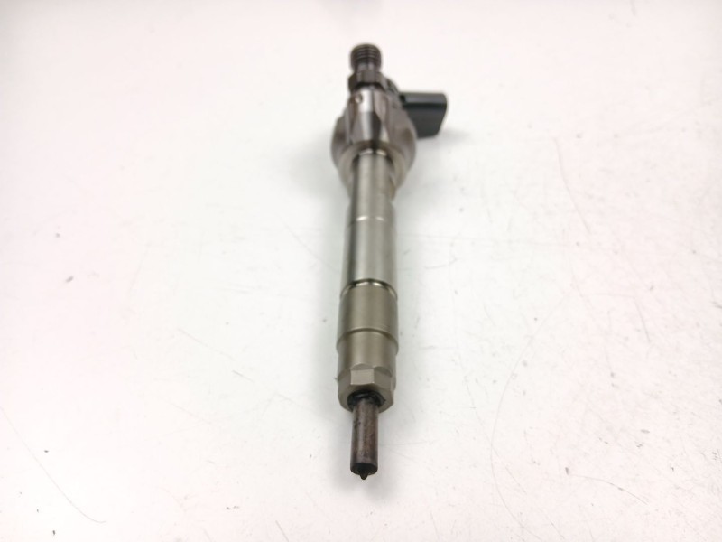 Recambio de inyectores juego para bmw x1 (f48) sdrive 18 d referencia OEM IAM 8514146 0445110613 