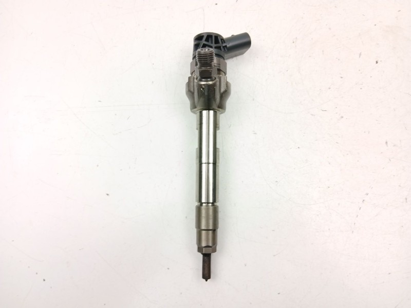 Recambio de inyectores juego para bmw x1 (f48) sdrive 18 d referencia OEM IAM 8514146 0445110613 