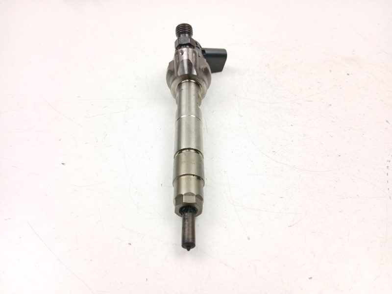 Recambio de inyectores juego para bmw x1 (f48) sdrive 18 d referencia OEM IAM 8514146 0445110613 