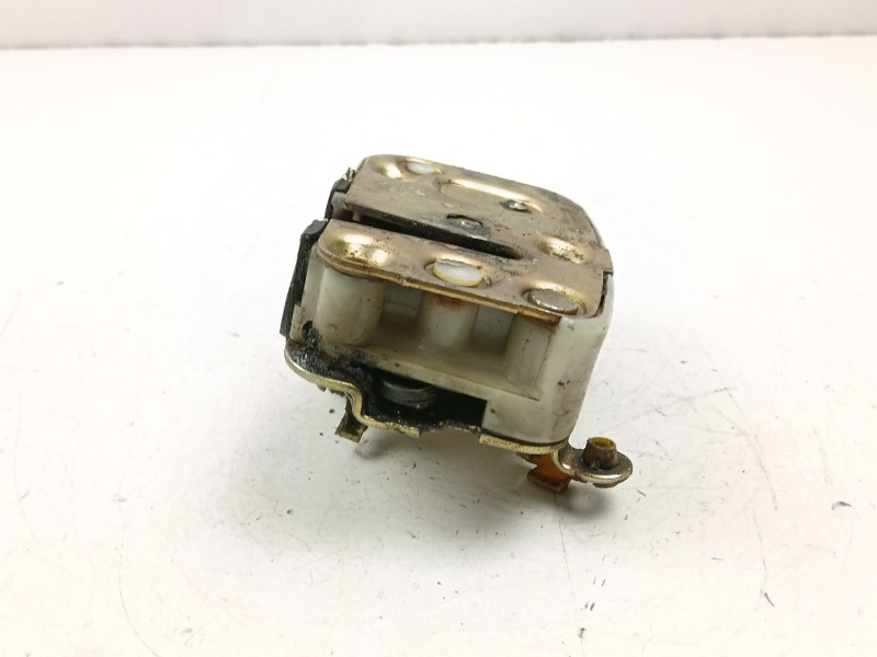 Recambio de cerradura puerta delantera derecha para nissan vanette 2.0 d -ld20-ii referencia OEM IAM 80502H8510  