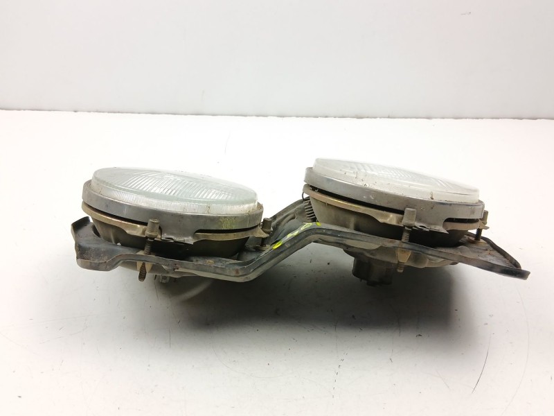 Recambio de faro izquierdo para nissan vanette 2.0 d -ld20-ii referencia OEM IAM 26125Y9526  