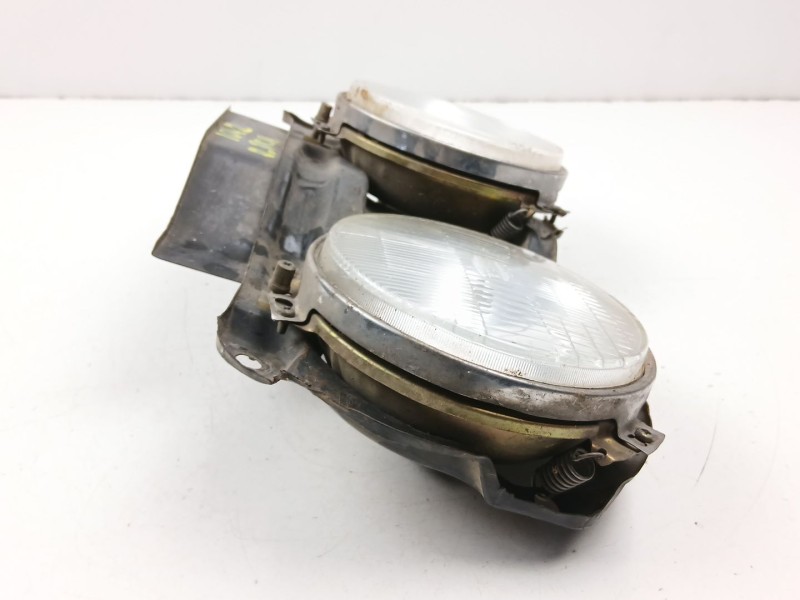 Recambio de faro derecho para nissan vanette 2.0 d -ld20-ii referencia OEM IAM 26120Y9527  