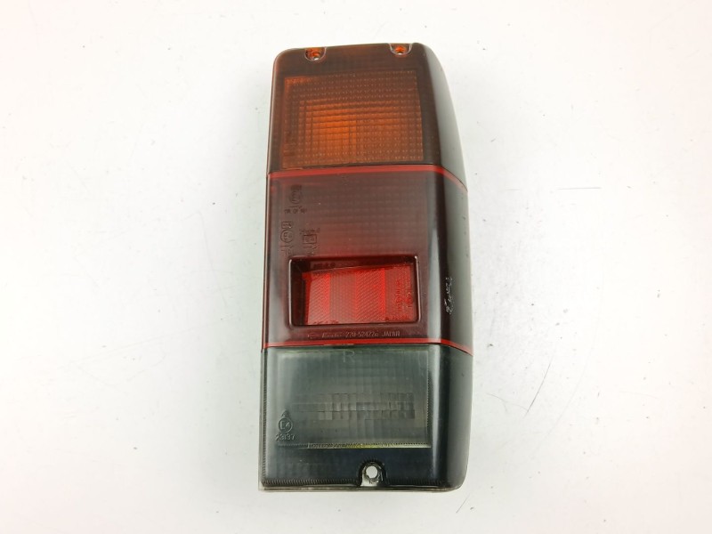 Recambio de piloto trasero derecho para nissan vanette 2.0 d -ld20-ii referencia OEM IAM 26550G4001  