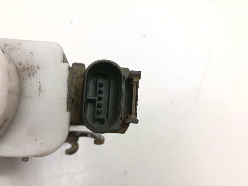 Recambio de cerradura puerta delantera izquierda para audi a4 b5 (8d2) 1.9 tdi referencia OEM IAM 8D1837015A  