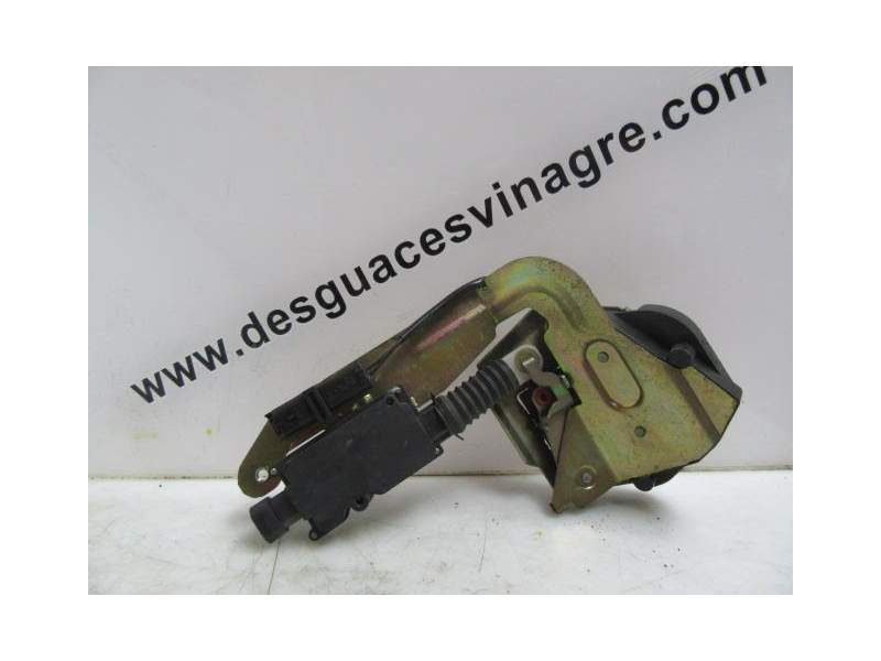 Recambio de cerradura puerta trasera derecha para citroën c8 2.2 hdi referencia OEM IAM   