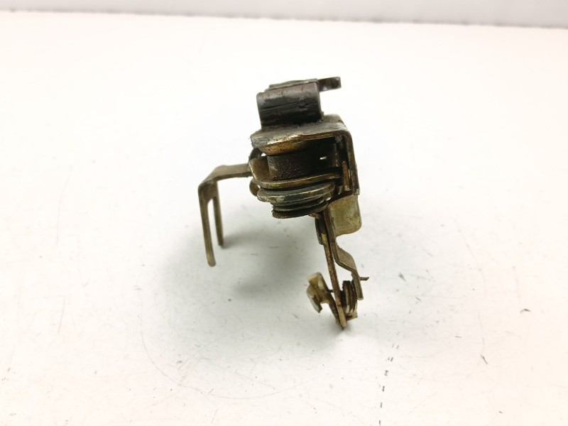 Recambio de cerradura puerta delantera izquierda para nissan trade caja/chasis 2.8 d referencia OEM IAM 016063030  