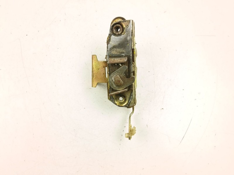 Recambio de cerradura puerta delantera derecha para nissan trade caja/chasis 2.8 d referencia OEM IAM 016063020  