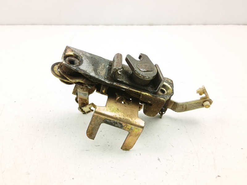 Recambio de cerradura puerta delantera derecha para nissan trade caja/chasis 2.8 d referencia OEM IAM 016063020  