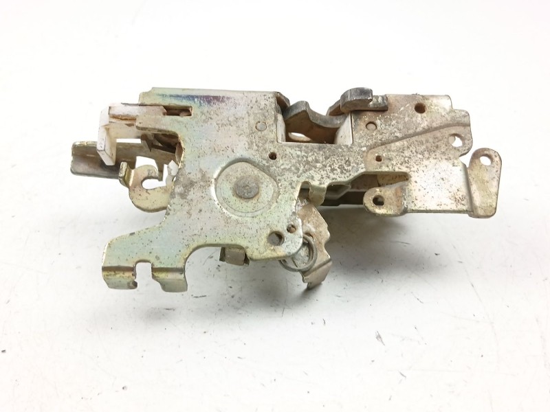 Recambio de cerradura maletero porton para mercedes-benz vito 108cdi- 2.1 d -611980 referencia OEM IAM A9017201135  