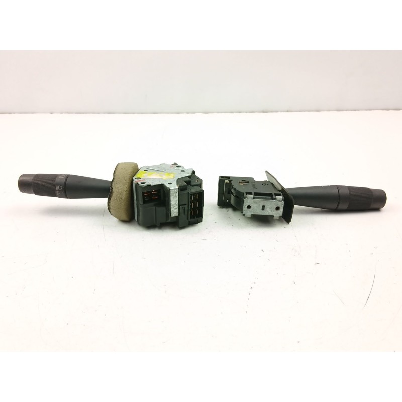 Recambio de mando luces y limpias para peugeot 205 ii (20a/c) 1.1 referencia OEM IAM 623919  625341