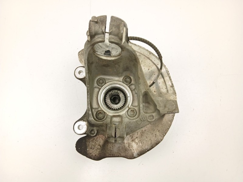 Recambio de mangueta delantera derecha para bmw x1 (f48) sdrive 18 d referencia OEM IAM 6876646  