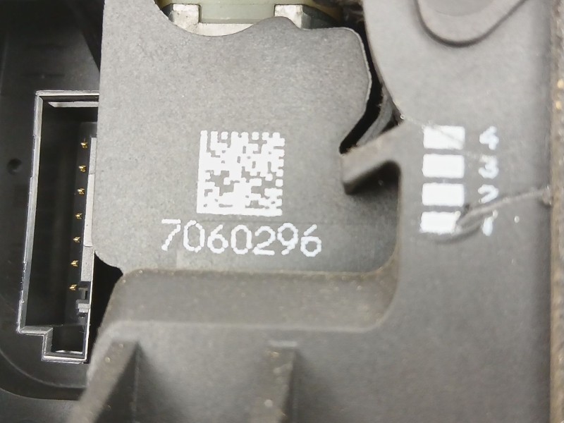 Recambio de cerradura puerta trasera derecha para bmw 3 (e90) 320 d referencia OEM IAM 7060296  