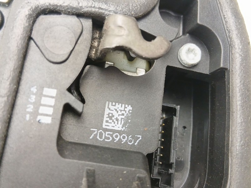 Recambio de cerradura puerta delantera izquierda para bmw 3 (e90) 320 d referencia OEM IAM 7059967  
