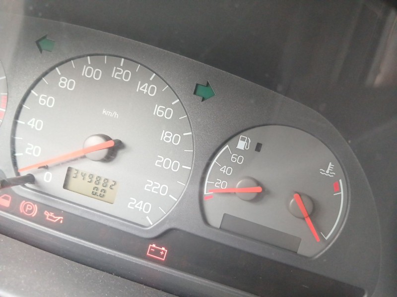 volvo s40 i (644) del año 1995