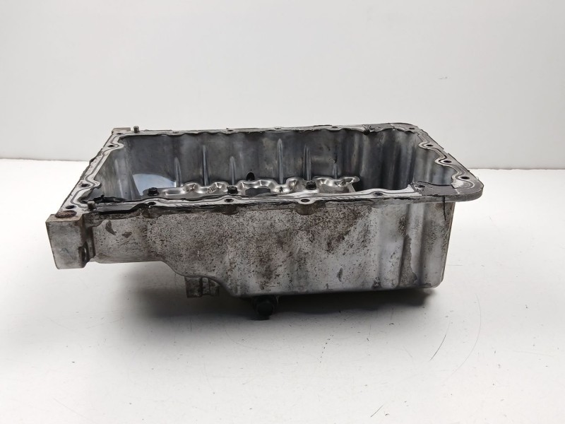 Recambio de carter aceite para hyundai i20 i (pb, pbt) 1.1 crdi referencia OEM IAM 215102A020  
