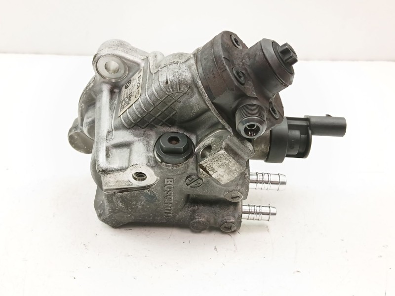 Recambio de bomba inyectora diesel para bmw 3 (e90) 320 d referencia OEM IAM 7797874 0445010506 