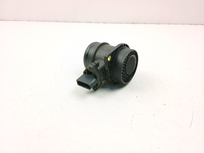 Recambio de caudalimetro para audi a3 (8l1) 1.9 tdi referencia OEM IAM 037906461C  
