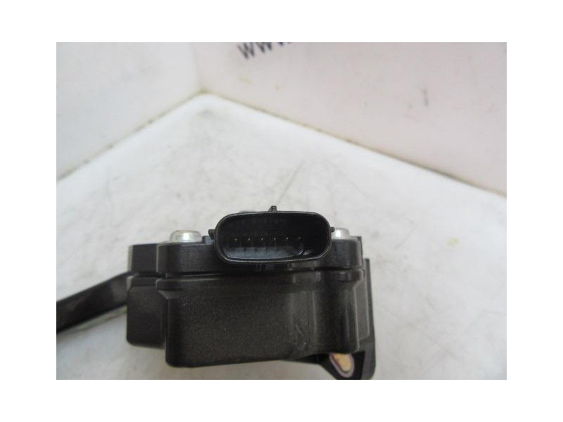 Recambio de potenciómetro aceleración : subaru forester : 2.0 td (147cv) 5p [2015] para subaru forester 2.0 td referencia OEM IA