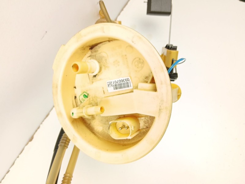 Recambio de bomba combustible aforador para bmw 3 (e90) 320 d referencia OEM IAM 7190943  7190944