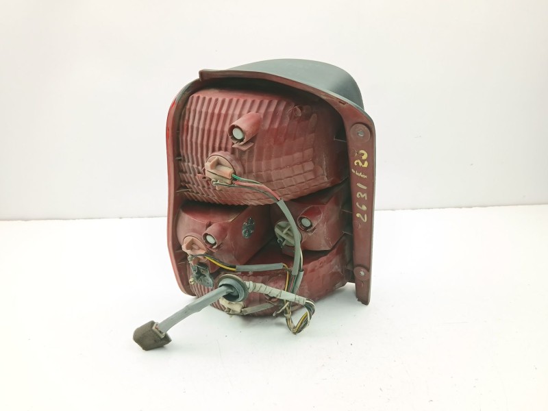 Recambio de piloto trasero derecho para kia carnival ii (gq) 2.9 crdi referencia OEM IAM 3K54A51150  