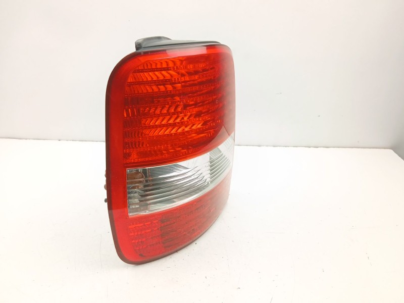 Recambio de piloto trasero izquierdo para kia carnival ii (gq) 2.9 crdi referencia OEM IAM 3K54A51160  