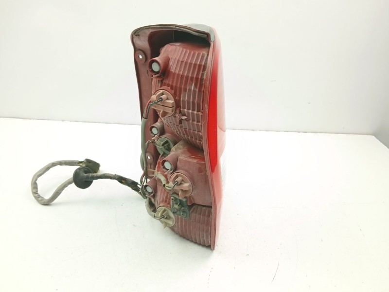 Recambio de piloto trasero izquierdo para kia carnival ii (gq) 2.9 crdi referencia OEM IAM 3K54A51160  