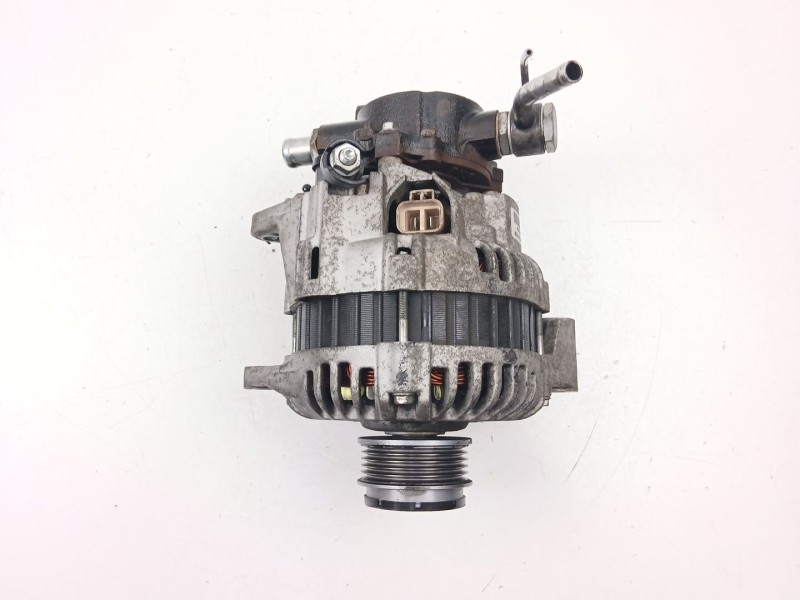 Recambio de alternador para kia carnival ii (gq) 2.9 crdi referencia OEM IAM 373004X003 WA78072 