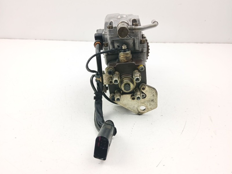 Recambio de bomba inyectora diesel para audi a3 (8l1) 1.9 tdi referencia OEM IAM 038130107D 0460404977 