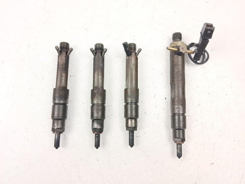 Recambio de inyectores juego para audi a3 (8l1) 1.9 tdi referencia OEM IAM 038130202A 038130202B 