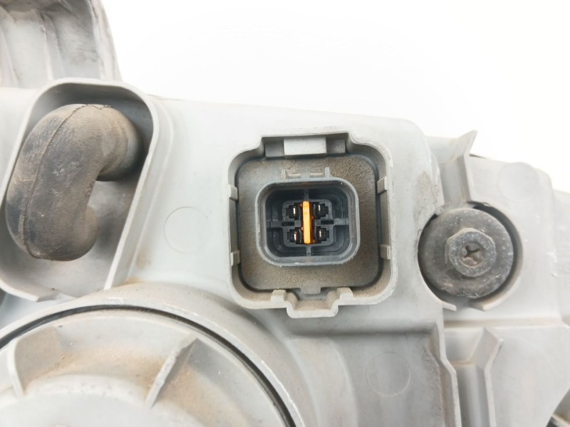 Recambio de faro izquierdo para kia carnival ii (gq) 2.9 crdi referencia OEM IAM 0K54E51040A  