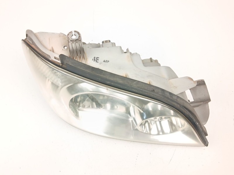 Recambio de faro derecho para kia carnival ii (gq) 2.9 crdi referencia OEM IAM 0K54E51030A  