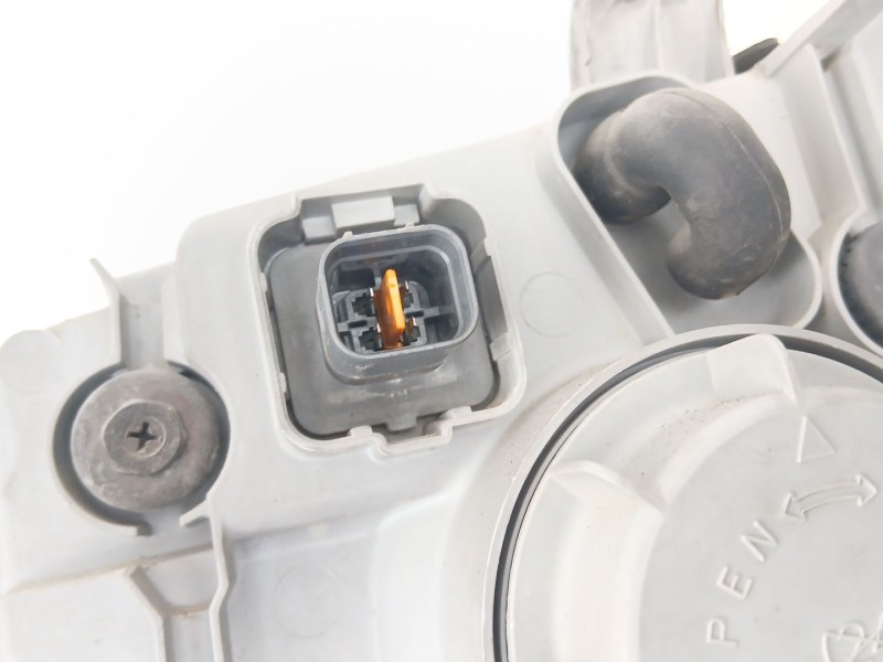 Recambio de faro derecho para kia carnival ii (gq) 2.9 crdi referencia OEM IAM 0K54E51030A  
