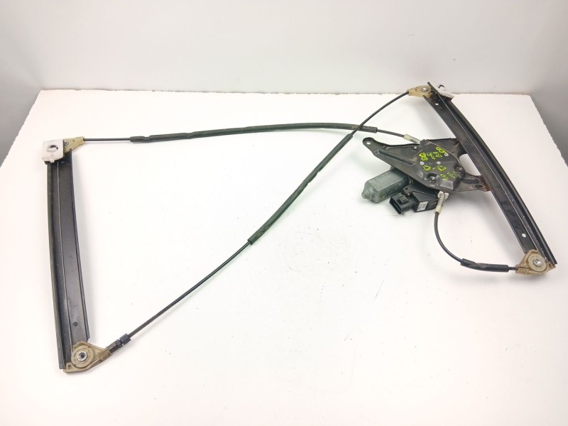 Recambio de mando elevalunas delantero derecho para audi a3 (8l1) 1.9 tdi referencia OEM IAM 8L3837462 60804680 