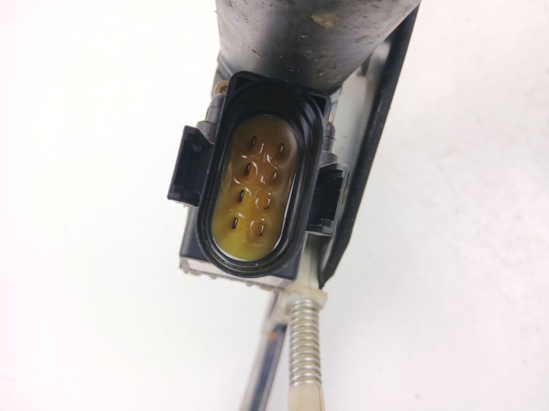 Recambio de mando elevalunas delantero derecho para audi a3 (8l1) 1.9 tdi referencia OEM IAM 8L3837462 60804680 