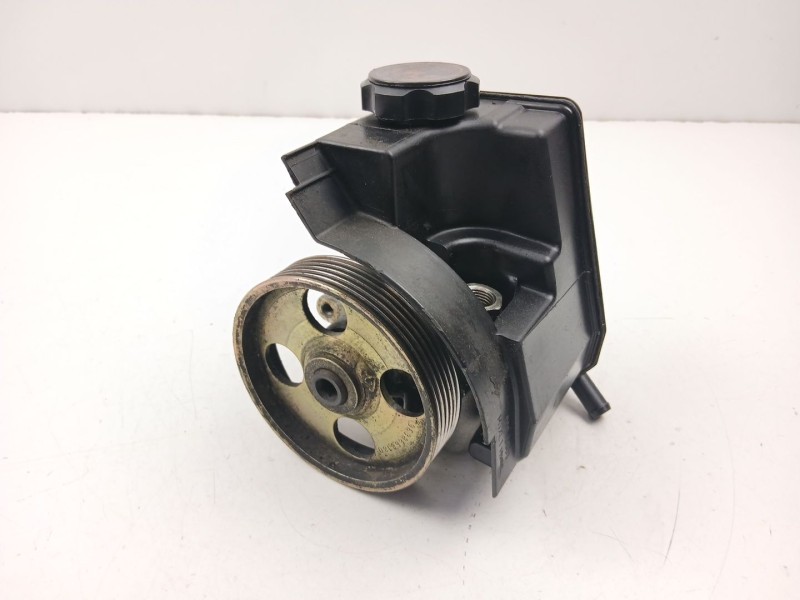 Recambio de bomba direccion para peugeot 206 berlina xt referencia OEM IAM 9638931980 26079834QL 