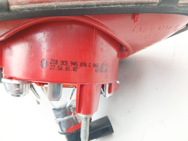 Recambio de piloto porton izquierdo para volkswagen passat b6 (3c2) 2.0 fsi referencia OEM IAM 3C5945076C  